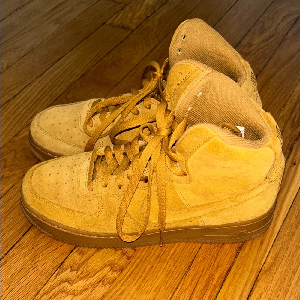 Nike High-Top Sneakers in Wheat/Tan